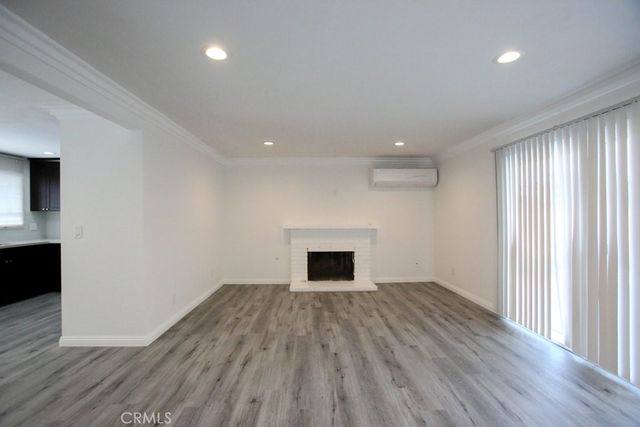 15952 Standish Lane, Huntington Beach, CA 92647