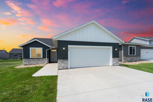 260 Lydia Ct Court, Harrisburg, SD 57032