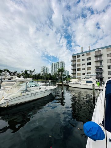 1700 NW N River Dr, Miami, FL 33125