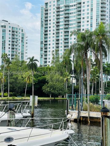 1700 NW N River Dr, Miami, FL 33125