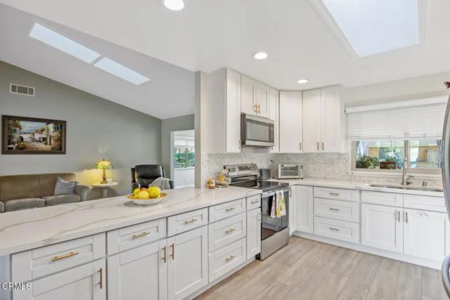 15109 Village 15, Camarillo, CA 93012