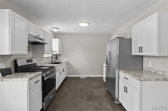 10411 Royal Drive, St Louis, MO 63136