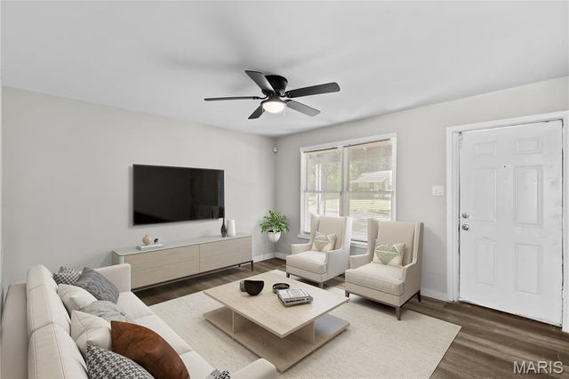 10411 Royal Drive, St Louis, MO 63136