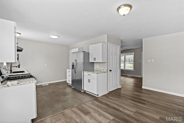 10411 Royal Drive, St Louis, MO 63136