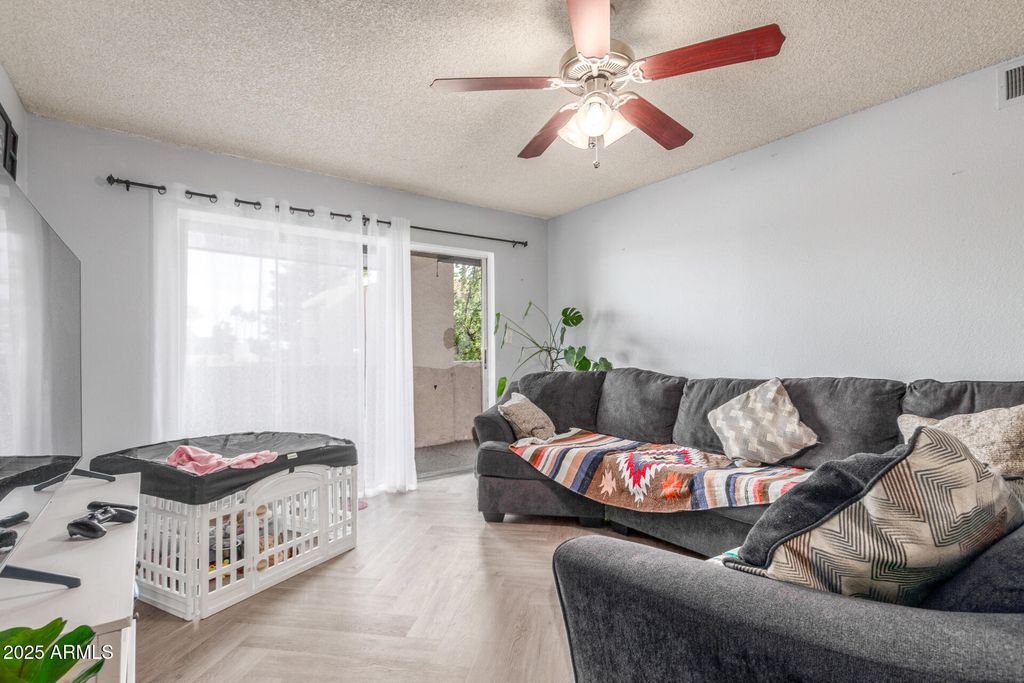 540 N MAY Street 2132, Mesa, AZ 85201 — photo 2