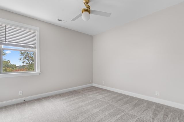 1034 Cityscape View 18, Chattanooga, TN 37405