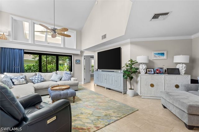4008 Crayton RD A1, Naples, FL 34103