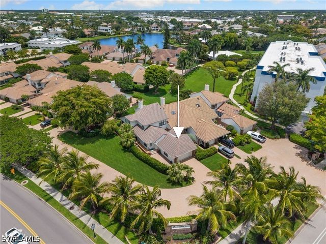 4008 Crayton RD A1, Naples, FL 34103