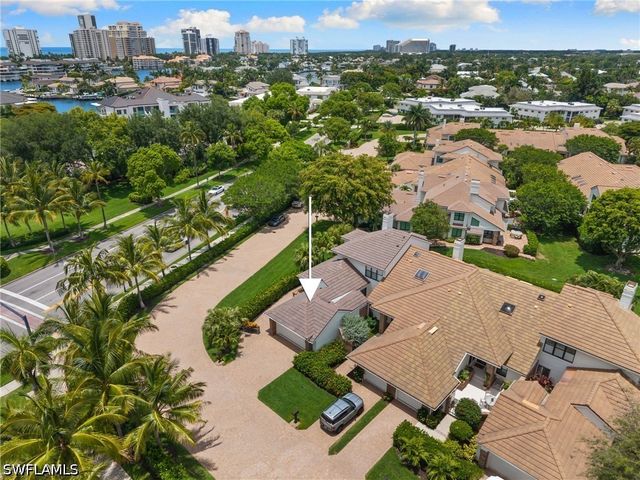 4008 Crayton RD A1, Naples, FL 34103