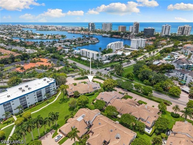 4008 Crayton RD A1, Naples, FL 34103