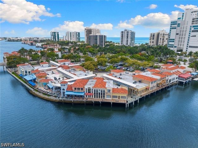 4008 Crayton RD A1, Naples, FL 34103
