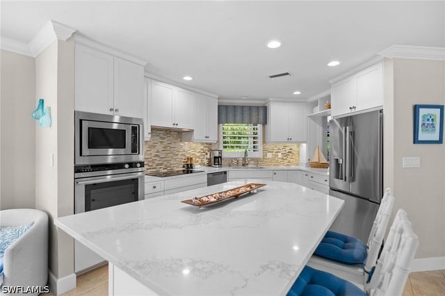 4008 Crayton RD A1, Naples, FL 34103