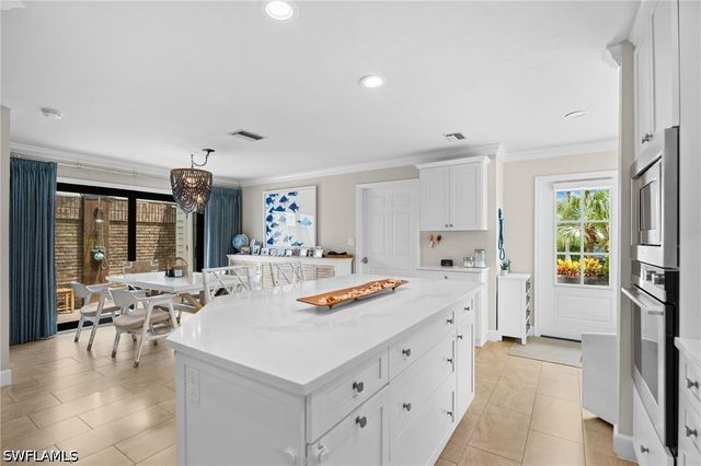 4008 Crayton RD A1, Naples, FL 34103
