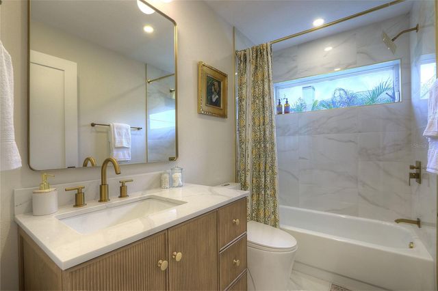 204 WATER VIEW COURT, Safety Harbor, FL 34695