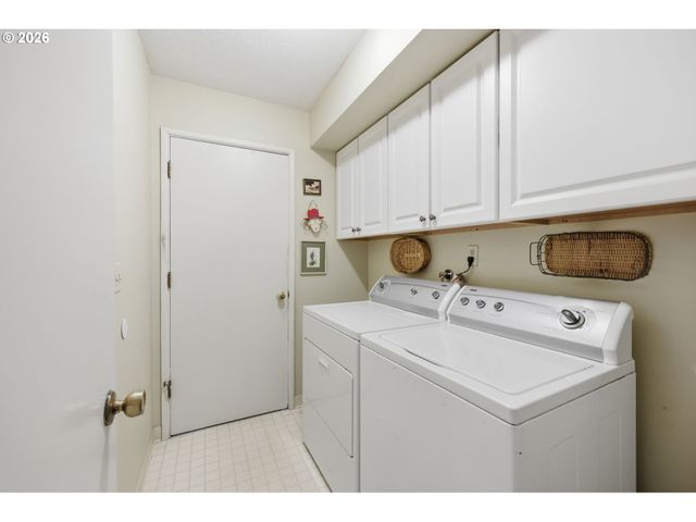 14600 Sw FOREST Pl, Beaverton, OR 97007