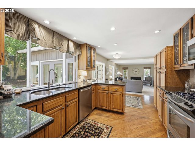 14600 Sw FOREST Pl, Beaverton, OR 97007