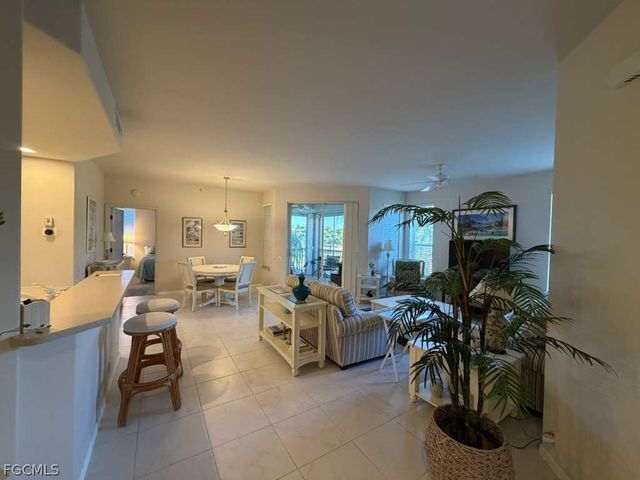 17020 Willowcrest WAY 210, Fort Myers, FL 33908