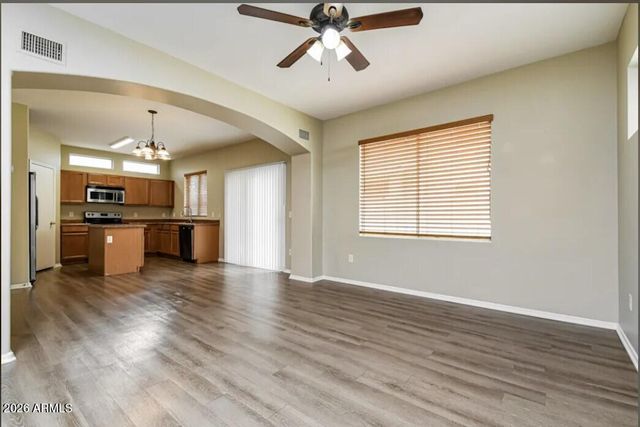 4283 E BAYLOR Lane, Gilbert, AZ 85296