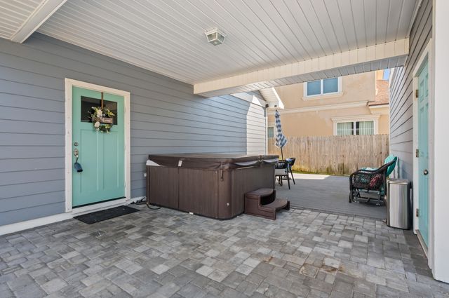 722 Kelly Street, Destin, FL 32541