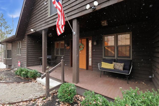 1640 Cardinal Hill Lane, Sugar Grove, OH 43155