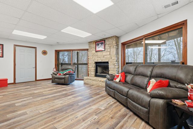 1640 Cardinal Hill Lane, Sugar Grove, OH 43155