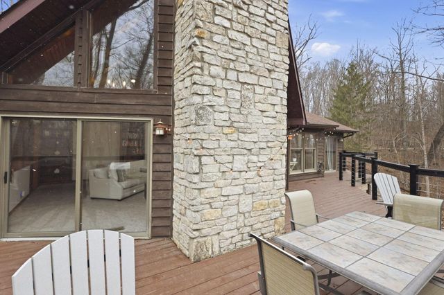 1640 Cardinal Hill Lane, Sugar Grove, OH 43155