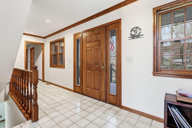 1640 Cardinal Hill Lane, Sugar Grove, OH 43155