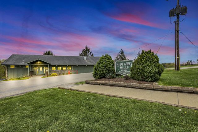 1640 Cardinal Hill Lane, Sugar Grove, OH 43155