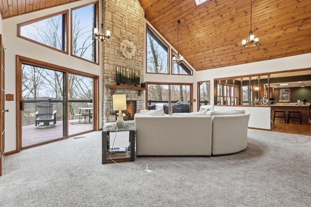 1640 Cardinal Hill Lane, Sugar Grove, OH 43155