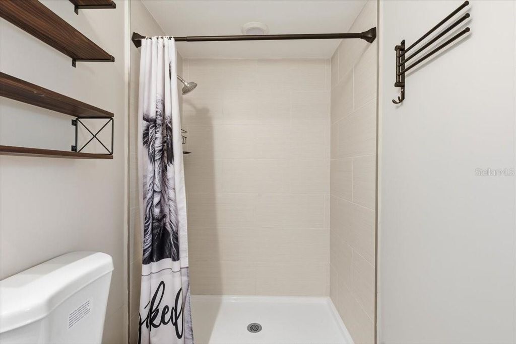 Image 27 of property listing at 1719 WESTERN ROAD, South Daytona, FL 32119