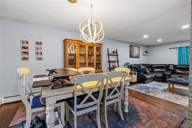 111 Hillside Way, Camillus, NY 13031