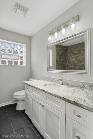 494 Oglesby Avenue, Calumet City, IL 60409