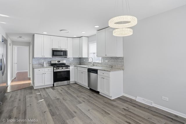 494 Oglesby Avenue, Calumet City, IL 60409