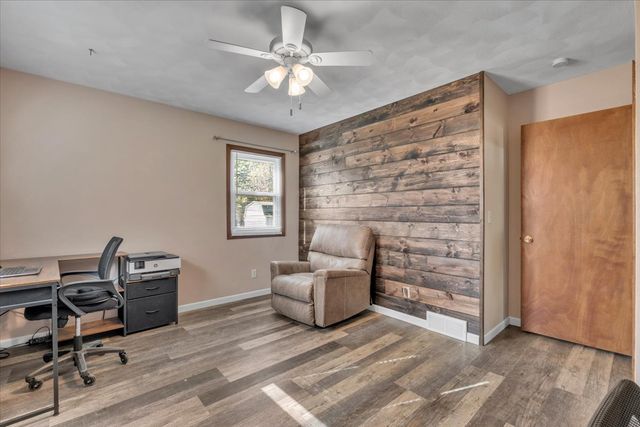 5332 31st Avenue Court, Moline, IL 61265