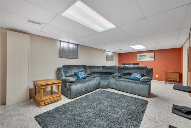 5332 31st Avenue Court, Moline, IL 61265