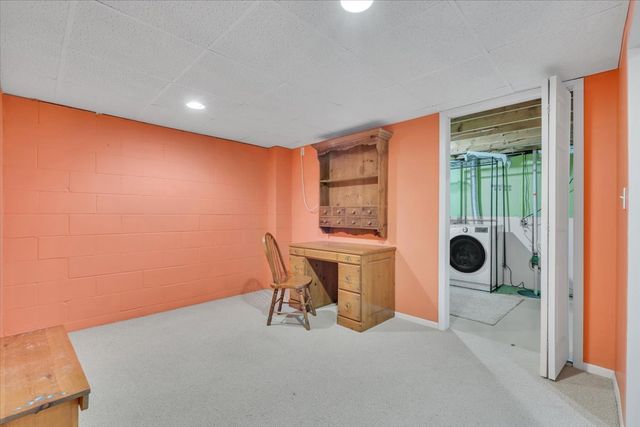 5332 31st Avenue Court, Moline, IL 61265