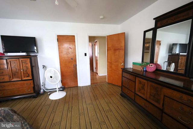 723 S 6TH ST, Vineland, NJ 08360