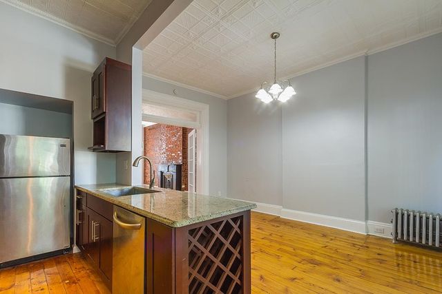 132 AVENUE C, Bayonne, NJ 07002