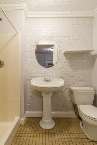 132 AVENUE C, Bayonne, NJ 07002