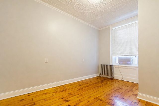 132 AVENUE C, Bayonne, NJ 07002