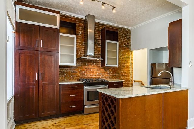 132 AVENUE C, Bayonne, NJ 07002