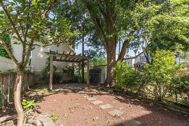 132 AVENUE C, Bayonne, NJ 07002