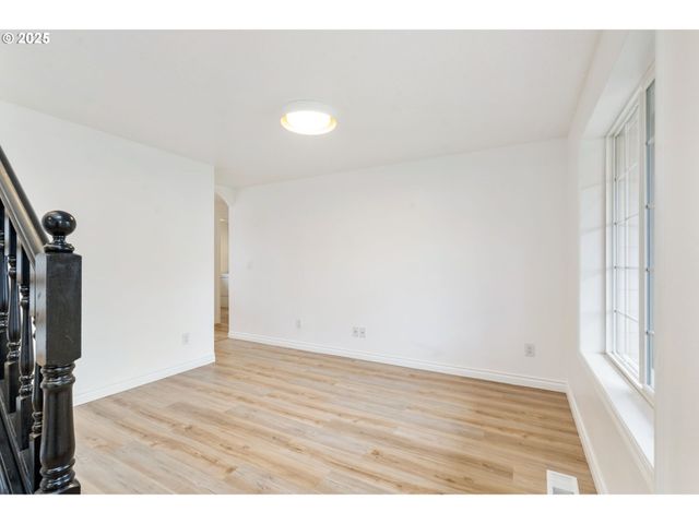 2952 Nw OGDEN St, Camas, WA 98607