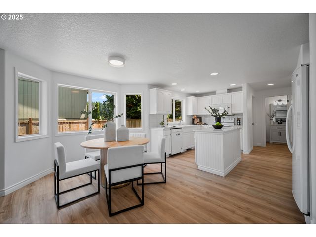 2952 Nw OGDEN St, Camas, WA 98607