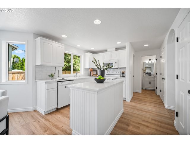 2952 Nw OGDEN St, Camas, WA 98607