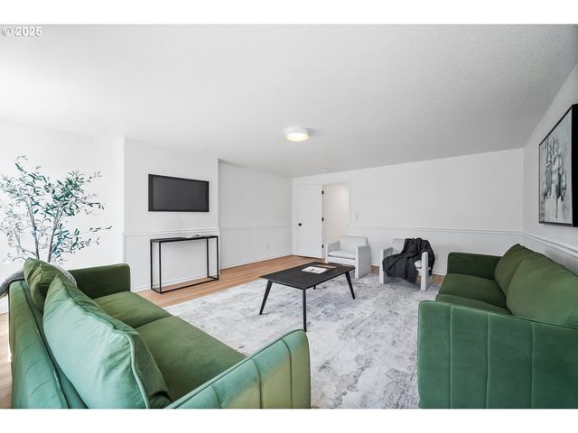 2952 Nw OGDEN St, Camas, WA 98607