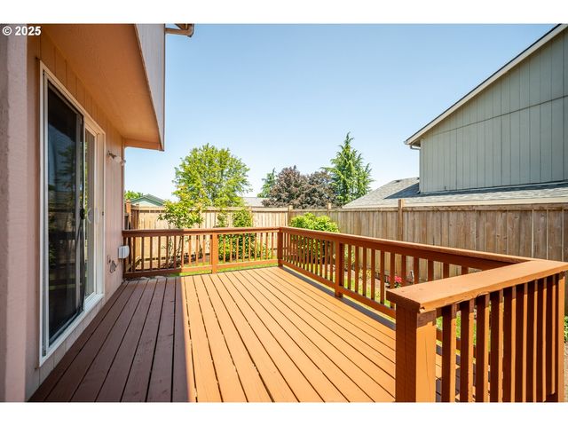 2952 Nw OGDEN St, Camas, WA 98607