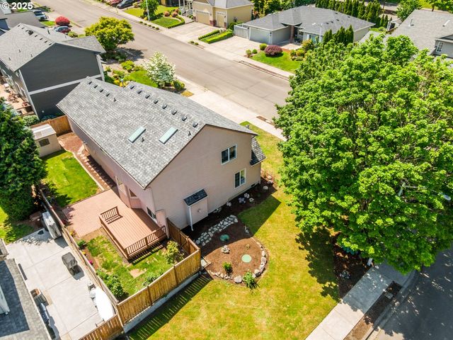 2952 Nw OGDEN St, Camas, WA 98607