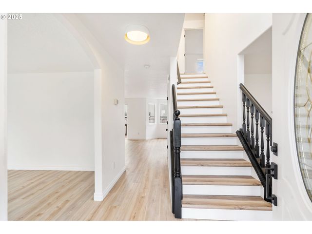 2952 Nw OGDEN St, Camas, WA 98607