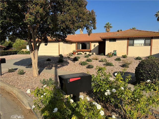 235 Pinewood Court, Redlands, CA 92374